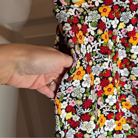 Modcloth Excellence Attained Mini Skirt Floral ALine Skirt Red Fruit Print NWT M - Picture 6 of 11